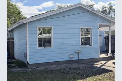 1568 NE 35th St, Oakland Park, FL 33334 - Photo 3