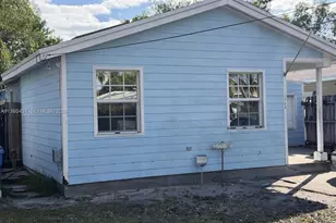 1568 NE 35th St, Oakland Park, FL 33334 - Photo 3