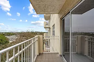 1750 NW 27th Ave, Miami, FL 33125 - Photo 15