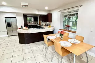 1531 NE 35th St, Oakland Park, FL 33334 - Photo 29