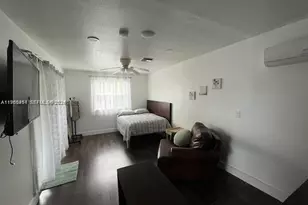 1531 NE 35th St, Oakland Park, FL 33334 - Photo 33