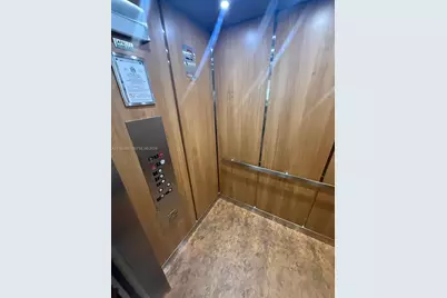 1555 W 44th Pl #305, Hialeah, FL 33012 - Photo 17