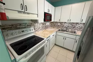 1555 W 44th Pl, Hialeah, FL 33012 - Photo 7