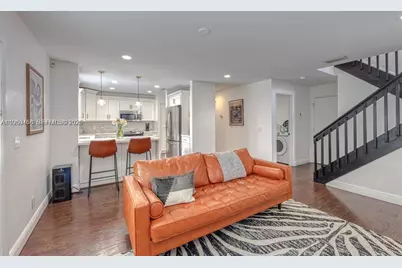 3080 Carysfort Ln, Margate, FL 33063 - Photo 11