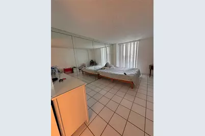 100 Bayview Dr #401, Sunny Isles Beach, FL 33160 - Photo 7