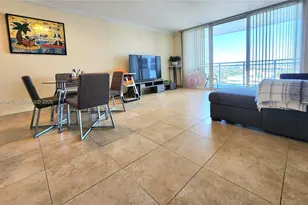 [Address not provided], Hallandale Beach, FL 33009 - Photo 7