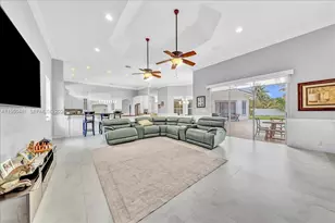 13801 Alexandria Ct, Davie, FL 33325 - Photo 15