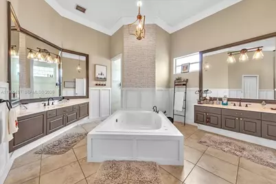 13801 Alexandria Ct, Davie, FL 33325 - Photo 27