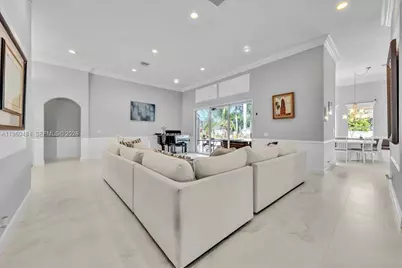 13801 Alexandria Ct, Davie, FL 33325 - Photo 5