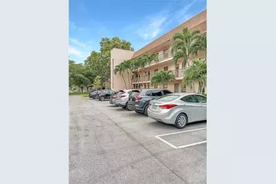 10402 Sunrise Lakes Blvd #201, Sunrise, FL 33322 - Photo 17