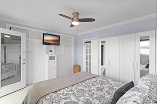 815 SW 11th Ave, Hallandale Beach, FL 33009 - Photo 19