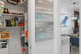 815 SW 11th Ave, Hallandale Beach, FL 33009 - Photo 23