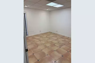 7800 W Oakland Park Blvd BLD-B #102, Sunrise, FL 33351 - Photo 25