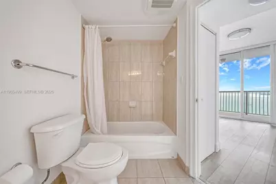 1750 N Bayshore Dr #2001, Miami, FL 33132 - Photo 21