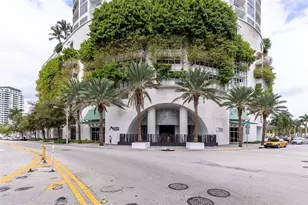 1750 N Bayshore Dr, Miami, FL 33132 - Photo 29