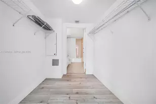 1750 N Bayshore Dr, Miami, FL 33132 - Photo 25