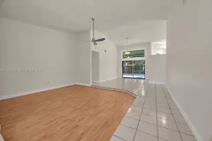 10635 SW 158th Pl, Miami, FL 33196 - Photo 5