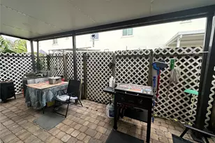 619 SW 2nd Pl, Florida City, FL 33034 - Photo 11