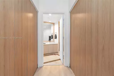 300 S Pointe Dr #907, Miami Beach, FL 33139 - Photo 49