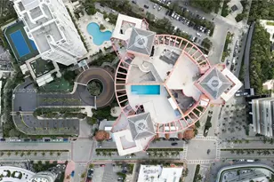 300 South Pointe Dr, Miami Beach, FL 33139 - Photo 27