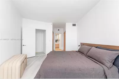 300 S Pointe Dr #907, Miami Beach, FL 33139 - Photo 23