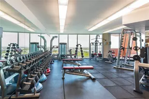 300 South Pointe Dr, Miami Beach, FL 33139 - Photo 65