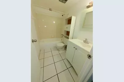 5755 W 20th Ave #209, Hialeah, FL 33012 - Photo 9