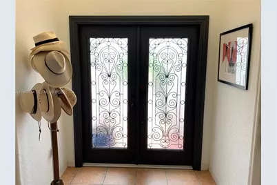 7971 NW 186th Ter, Hialeah, FL 33015 - Photo 5