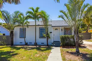 812 33rd St, West Palm Beach, FL 33407 - Photo 1