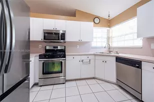 2260 NW 137th Ave, Sunrise, FL 33323 - Photo 13