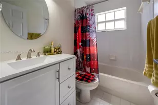 2260 NW 137th Ave, Sunrise, FL 33323 - Photo 17