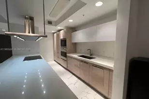 17301 Biscayne Blvd, North Miami Beach, FL 33160 - Photo 3