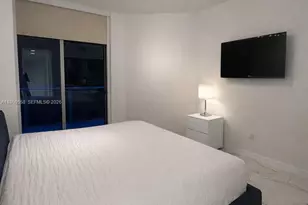 17301 Biscayne Blvd, North Miami Beach, FL 33160 - Photo 9