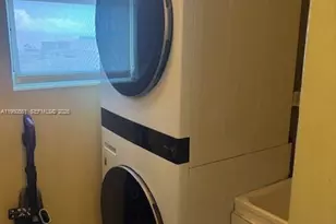 100 Lincoln Rd, Miami Beach, FL 33139 - Photo 13