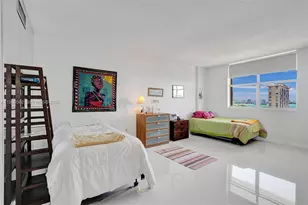 11111 Biscayne Blvd, Miami, FL 33181 - Photo 17