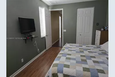 2520 NW 4th St, Boynton Beach, FL 33426 - Photo 5