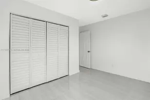 528 NW 3rd Ct, Hallandale Beach, FL 33009 - Photo 17