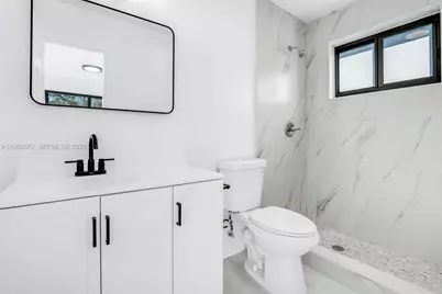 528 NW 3rd Ct, Hallandale Beach, FL 33009 - Photo 15