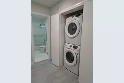 2250 NW 78th Ave #201, Pembroke Pines, FL 33024 - Photo 3