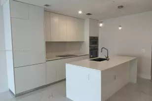 700 NE 24th St, Miami, FL 33137 - Photo 11