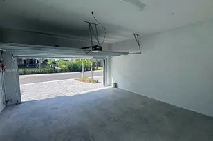 750 NW 82nd Ter, Plantation, FL 33324 - Photo 13