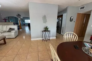 5365 W 14th Ln, Hialeah, FL 33012 - Photo 5