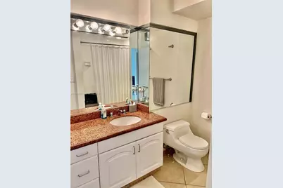 800 West Ave #823, Miami Beach, FL 33139 - Photo 5