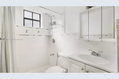 12065 SW 18th St #8-49, Miami, FL 33175 - Photo 19