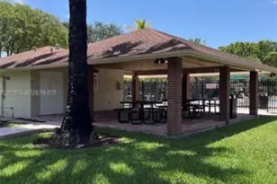 14273 Kendale Lakes Cir, Miami, FL 33183 - Photo 5