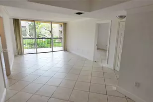 10425 SW 112th Ave, Miami, FL 33176 - Photo 5