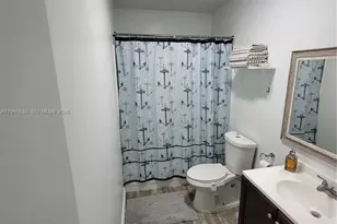 1560 McKinley St, Hollywood, FL 33020 - Photo 3