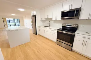 440 S Lake View Dr, Fort Lauderdale, FL 33326 - Photo 5