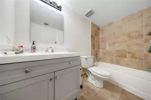 7601 E Treasure Dr, North Bay Village, FL 33141 - Photo 17