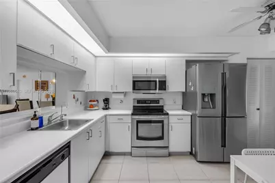 901 SW 141st Ave #405M, Pembroke Pines, FL 33027 - Photo 9